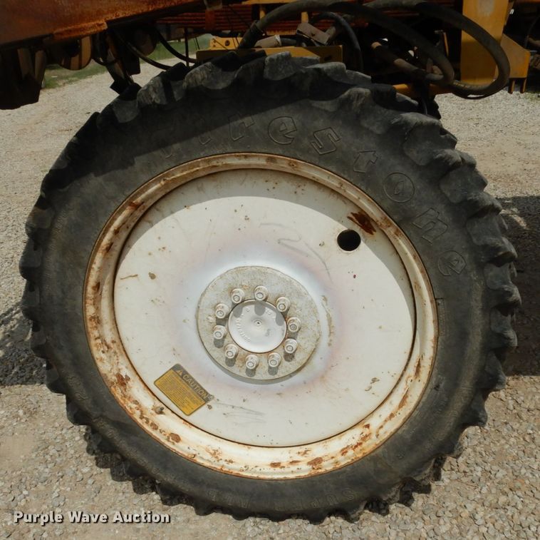 image for item II9639 Ag-Chem RoGator 554  sprayer