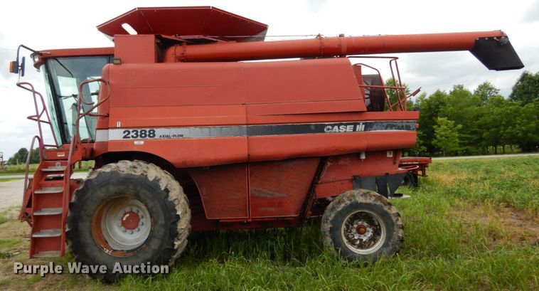 image for item II9640 1998 Case IH 2388  RWA combine