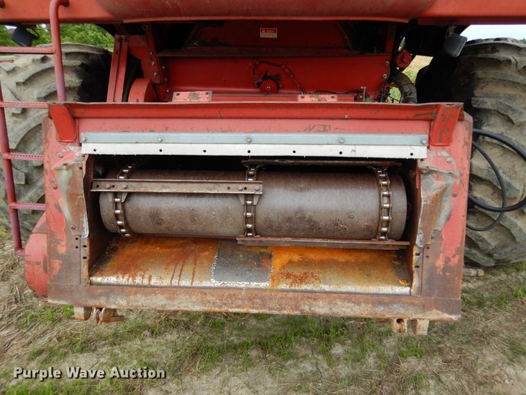 image for item II9640 1998 Case IH 2388  RWA combine
