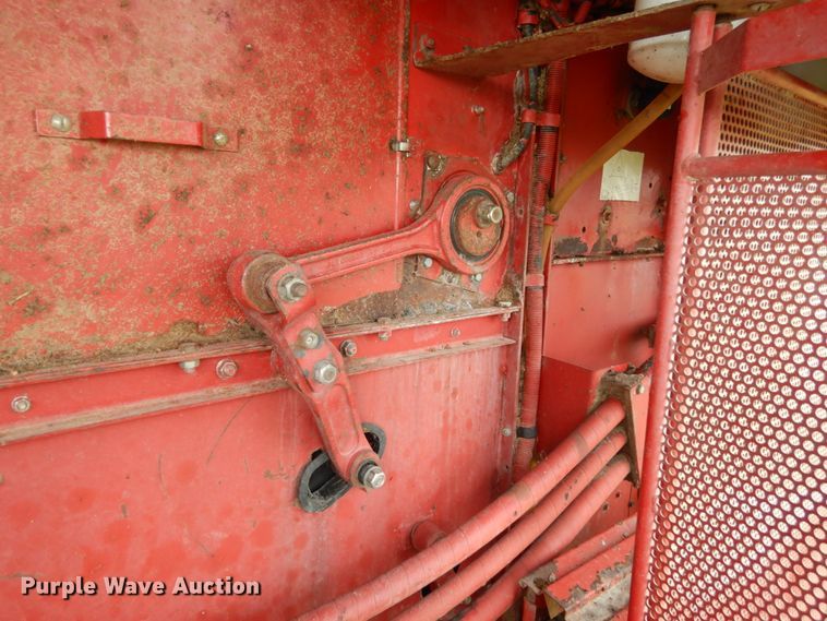 image for item II9640 1998 Case IH 2388  RWA combine