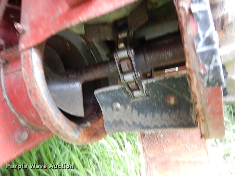 image for item II9640 1998 Case IH 2388  RWA combine