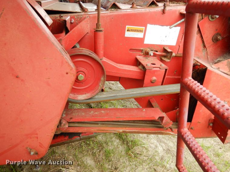 image for item II9640 1998 Case IH 2388  RWA combine