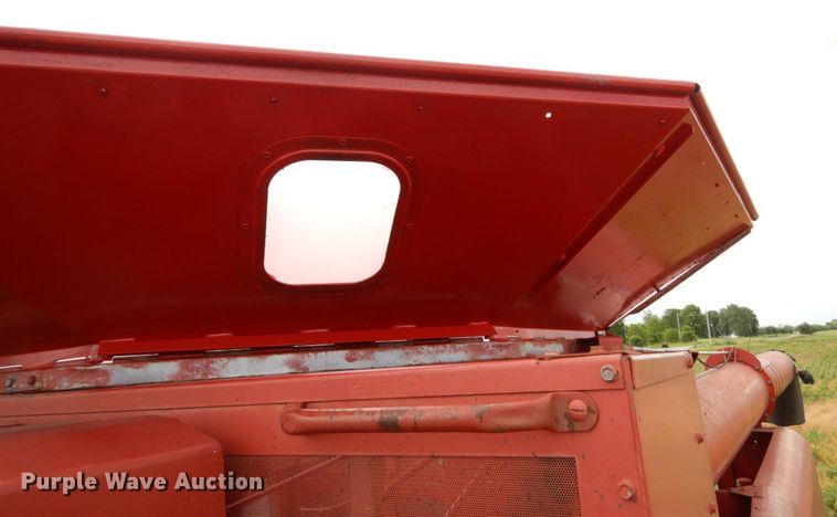 image for item II9640 1998 Case IH 2388  RWA combine
