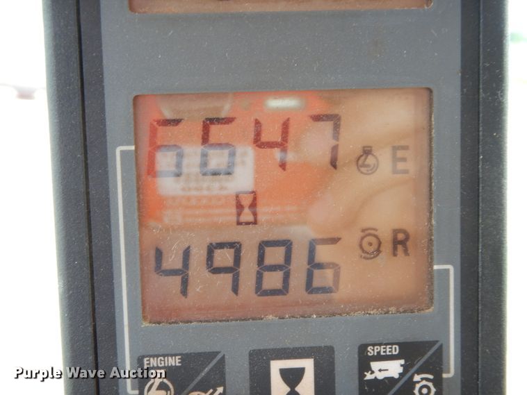 image for item II9640 1998 Case IH 2388  RWA combine