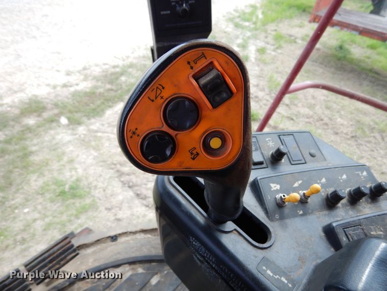 image for item II9640 1998 Case IH 2388  RWA combine