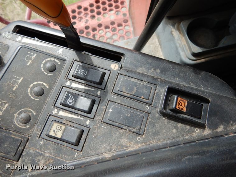 image for item II9640 1998 Case IH 2388  RWA combine