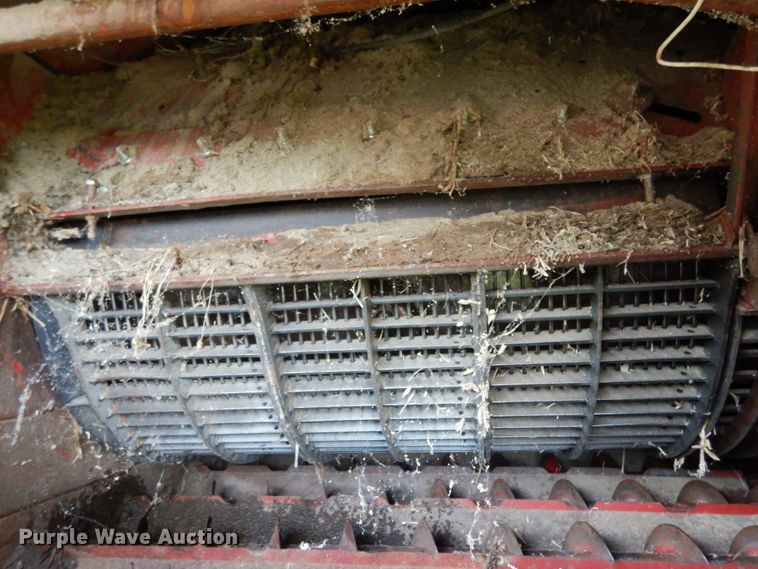 image for item II9641 1993 Case IH 1688  RWA combine