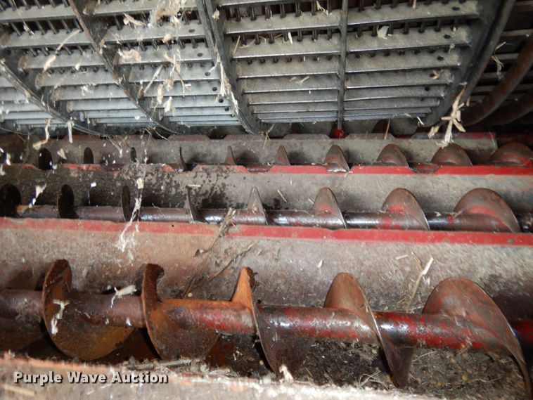 image for item II9641 1993 Case IH 1688  RWA combine