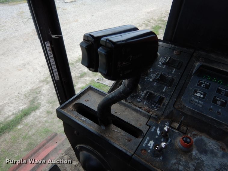 image for item II9641 1993 Case IH 1688  RWA combine