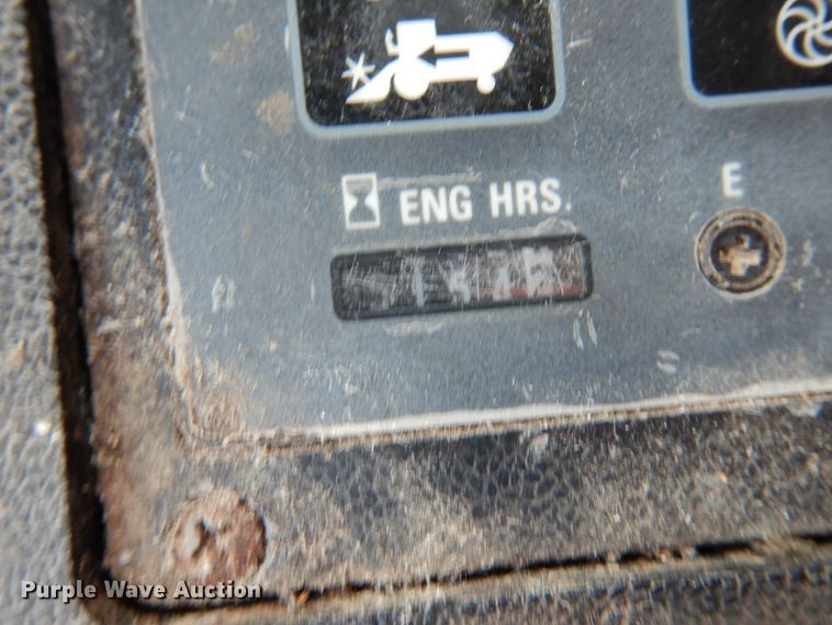 image for item II9641 1993 Case IH 1688  RWA combine