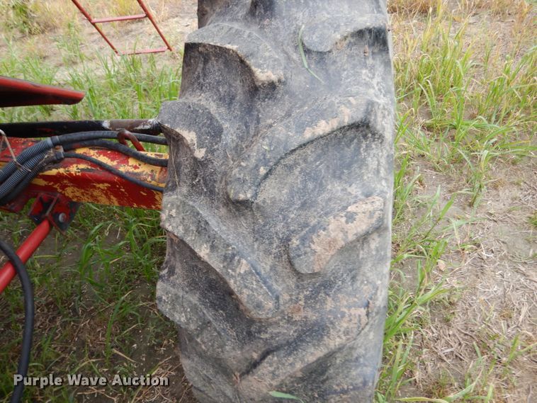 image for item II9641 1993 Case IH 1688  RWA combine