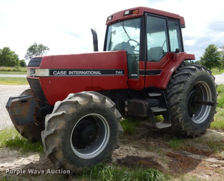 image for item II9642 Case IH 7140  MFWD tractor