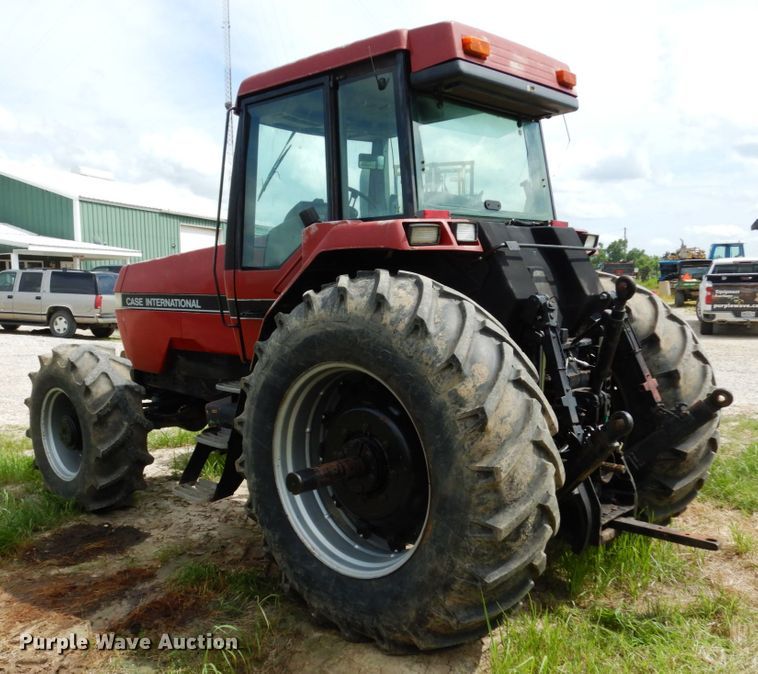 image for item II9642 Case IH 7140  MFWD tractor