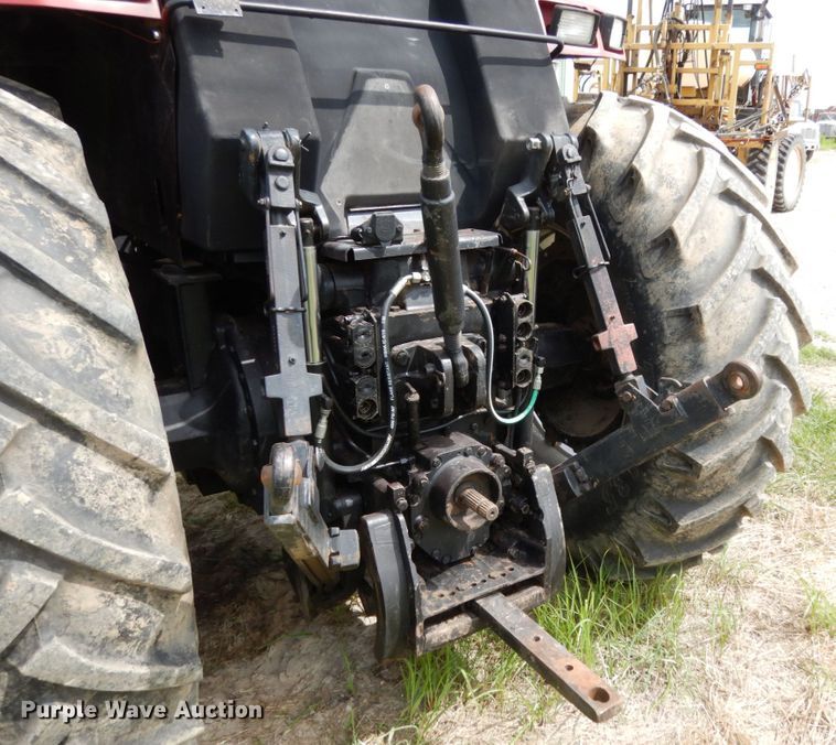 image for item II9642 Case IH 7140  MFWD tractor