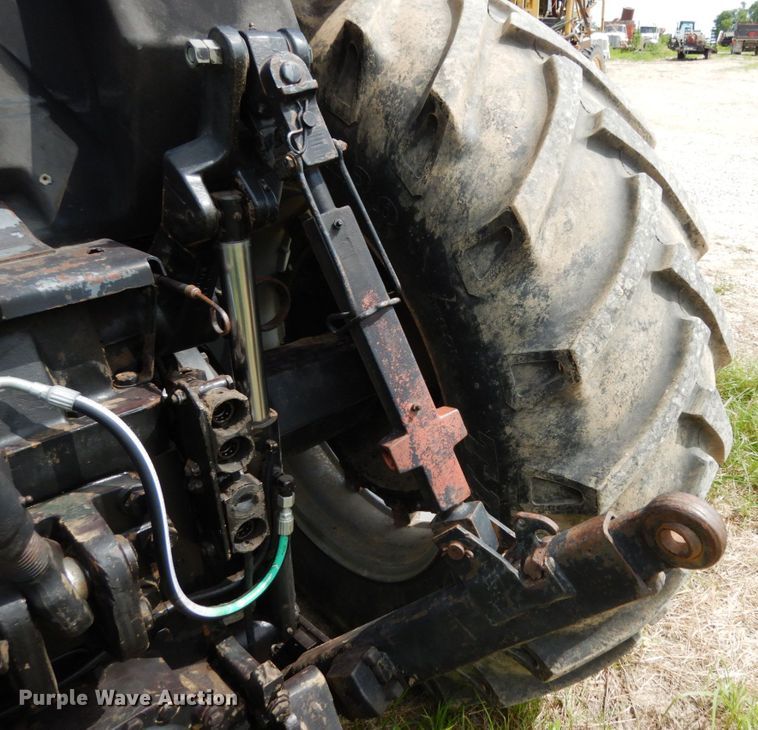 image for item II9642 Case IH 7140  MFWD tractor