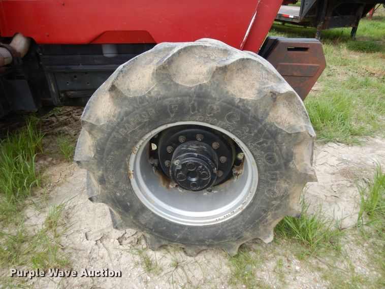 image for item II9642 Case IH 7140  MFWD tractor
