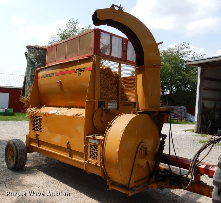 image for item IN9761 HayBuster 2564  bale processor