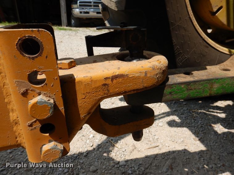 image for item IN9761 HayBuster 2564  bale processor