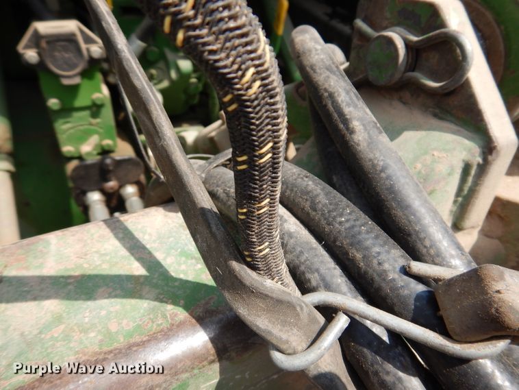 image for item IN9761 HayBuster 2564  bale processor