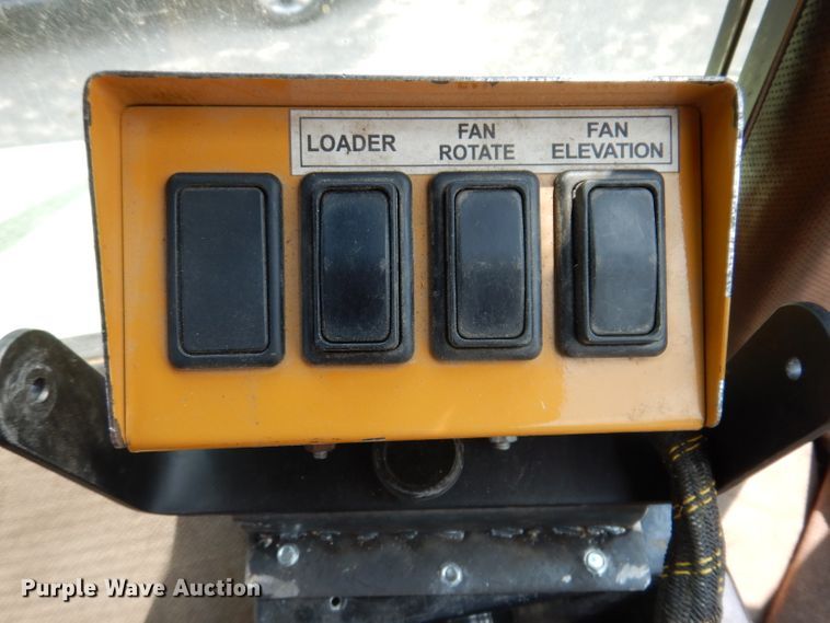 image for item IN9761 HayBuster 2564  bale processor