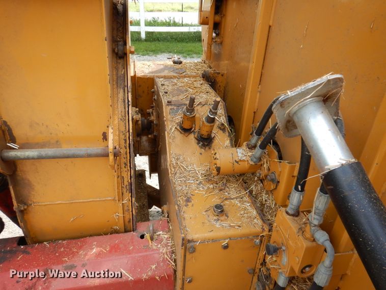 image for item IN9761 HayBuster 2564  bale processor