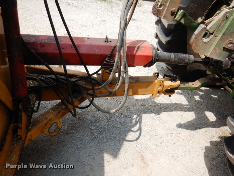 image for item IN9761 HayBuster 2564  bale processor