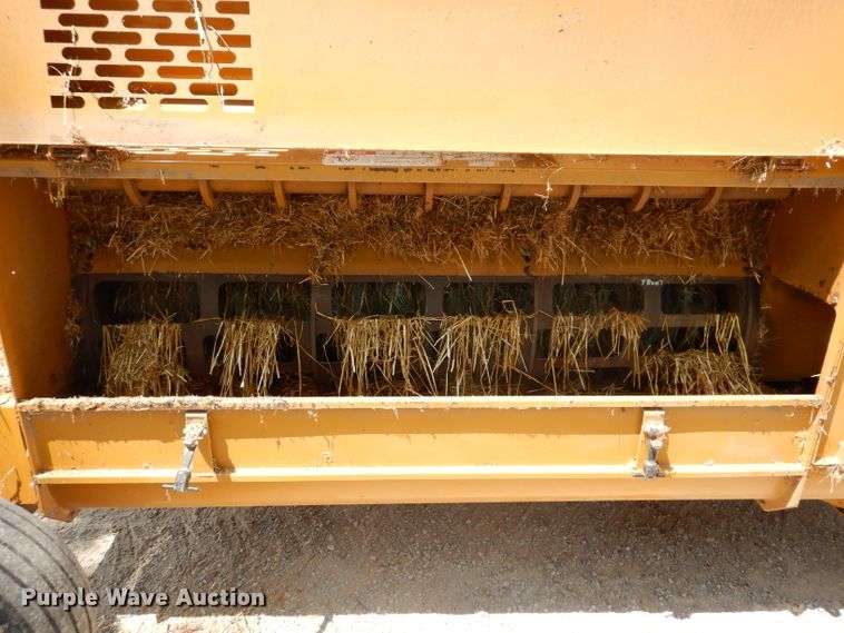 image for item IN9761 HayBuster 2564  bale processor