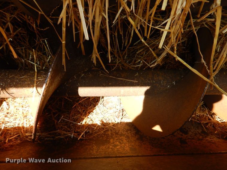 image for item IN9761 HayBuster 2564  bale processor