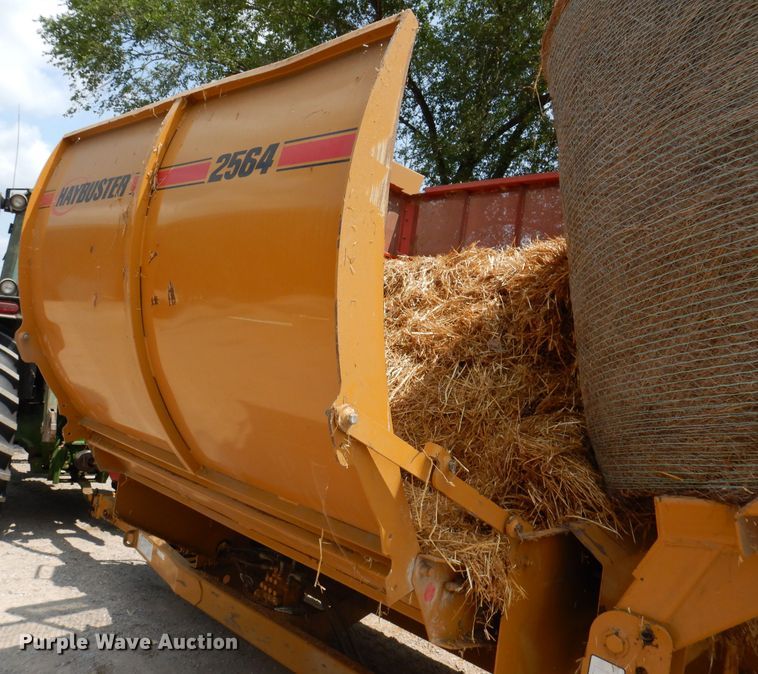 image for item IN9761 HayBuster 2564  bale processor