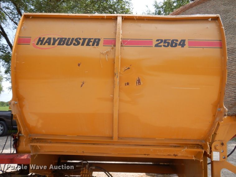 image for item IN9761 HayBuster 2564  bale processor