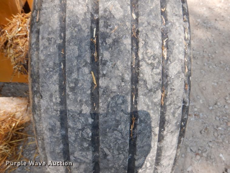 image for item IN9761 HayBuster 2564  bale processor