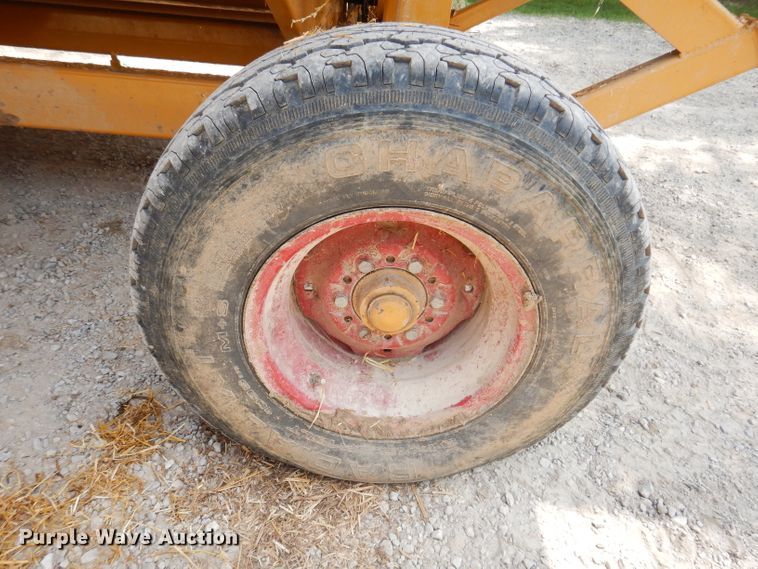 image for item IN9761 HayBuster 2564  bale processor