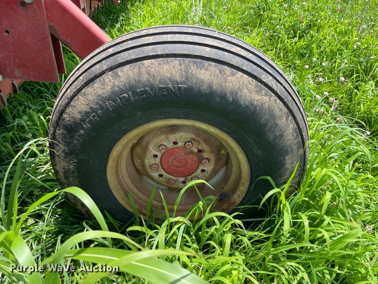 image for item IR9529 Case IH 5400  no-till grain drill