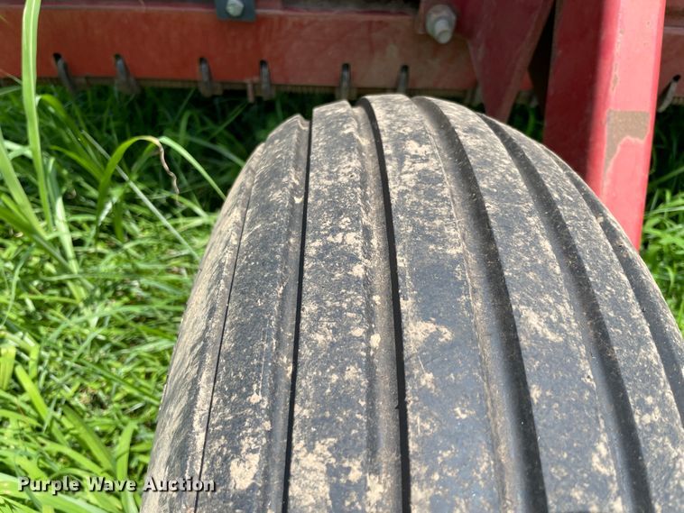 image for item IR9529 Case IH 5400  no-till grain drill