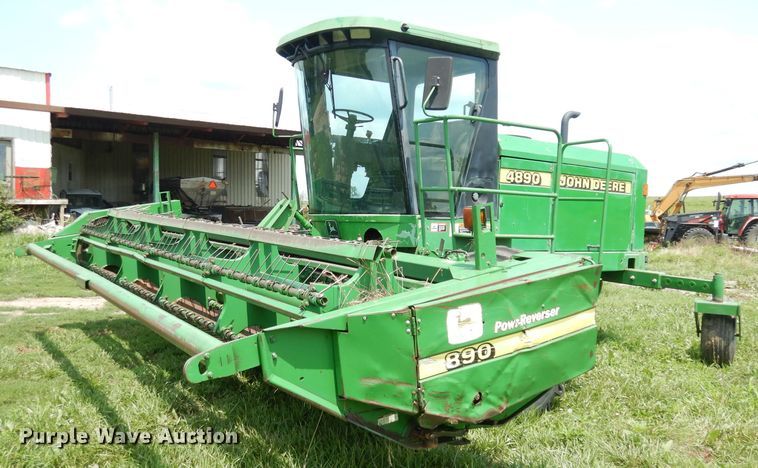 image for item IW9914 1998 John Deere 4890  windrower