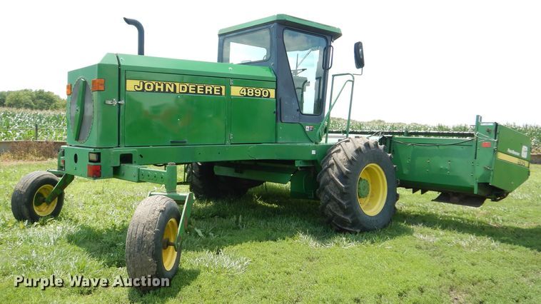 image for item IW9914 1998 John Deere 4890  windrower