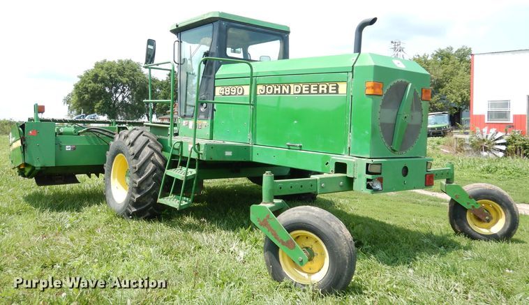 image for item IW9914 1998 John Deere 4890  windrower