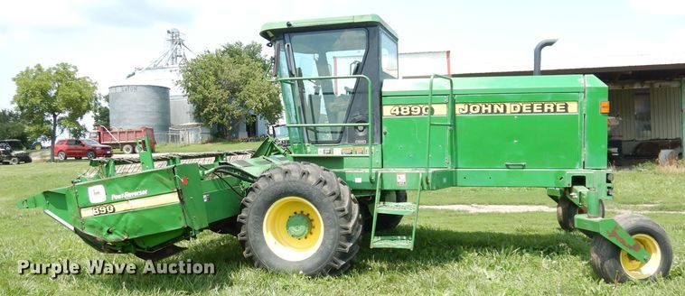 image for item IW9914 1998 John Deere 4890  windrower
