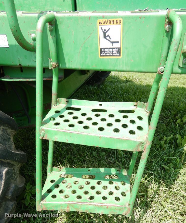 image for item IW9914 1998 John Deere 4890  windrower