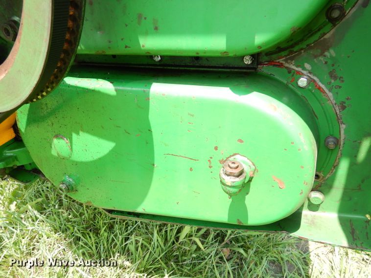 image for item IW9914 1998 John Deere 4890  windrower