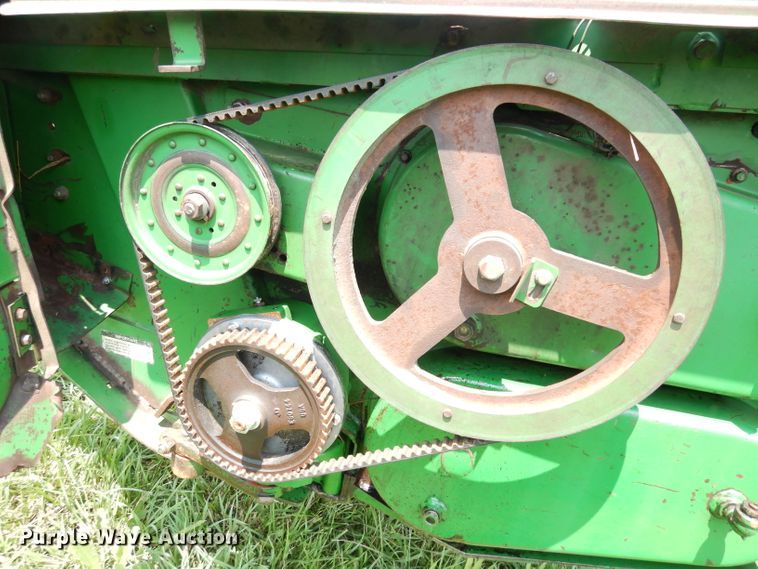 image for item IW9914 1998 John Deere 4890  windrower