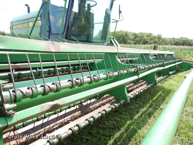 image for item IW9914 1998 John Deere 4890  windrower