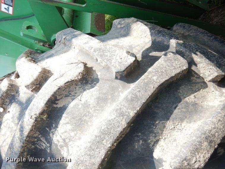 image for item IW9914 1998 John Deere 4890  windrower