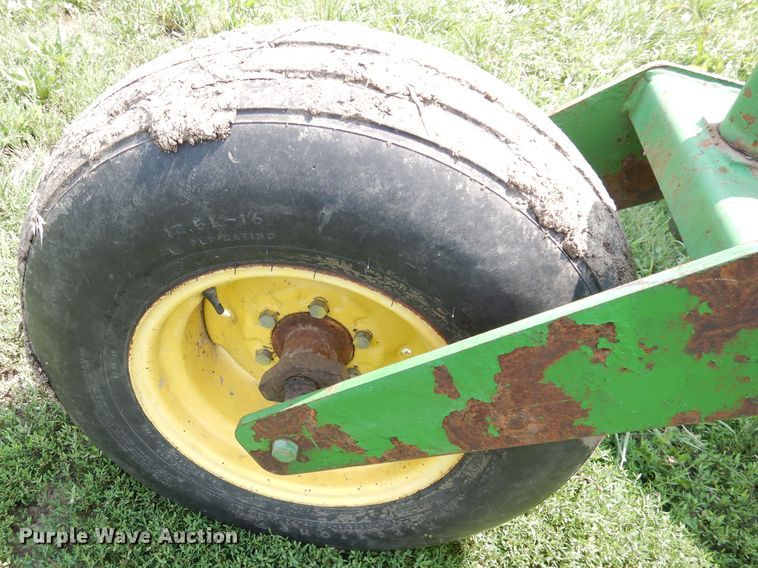 image for item IW9914 1998 John Deere 4890  windrower