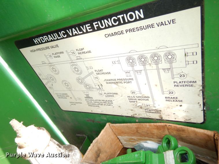 image for item IW9914 1998 John Deere 4890  windrower