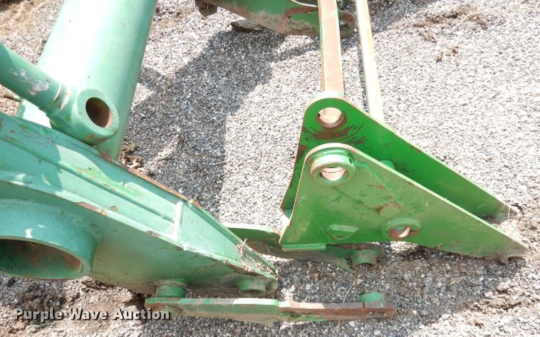 image for item IW9916 John Deere 741  loader