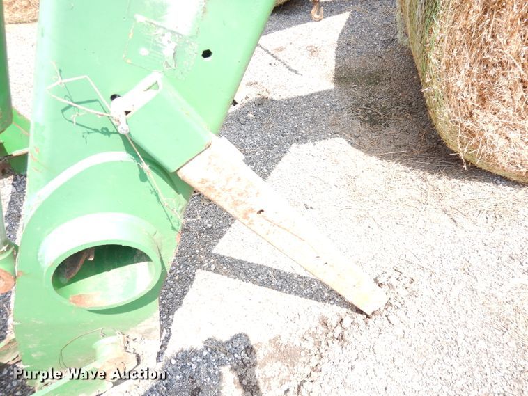 image for item IW9916 John Deere 741  loader