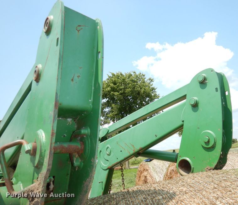 image for item IW9916 John Deere 741  loader