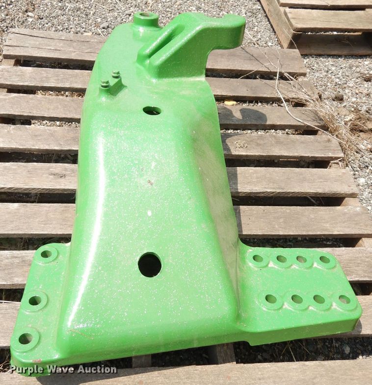 image for item IW9916 John Deere 741  loader