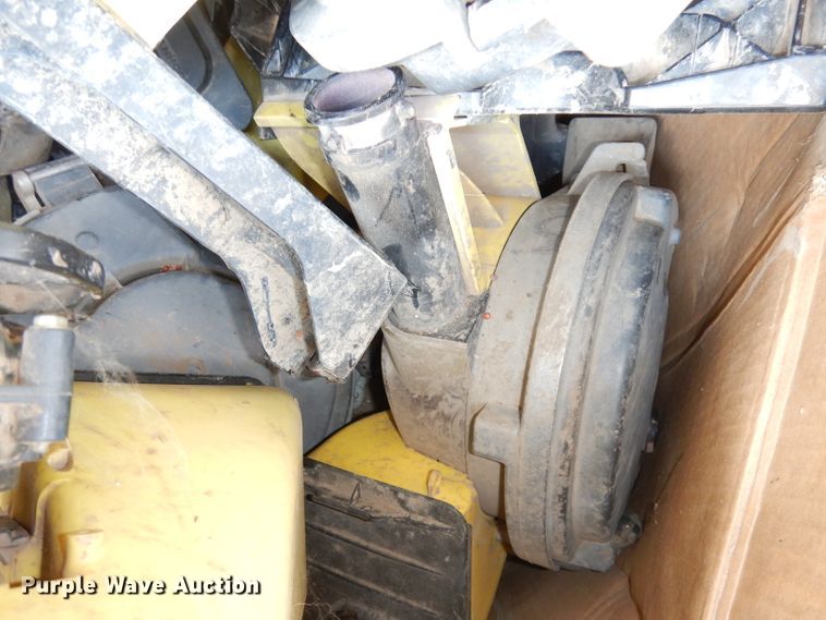 image for item IW9919 (16) Precision Planting eSet seed meters